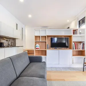 Loft En Plaza De Ventas Apartamento Madrid